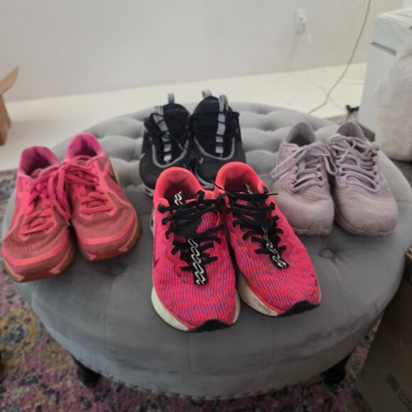 Nike Shoes, 10.5 Womens - Picture 1 of 9